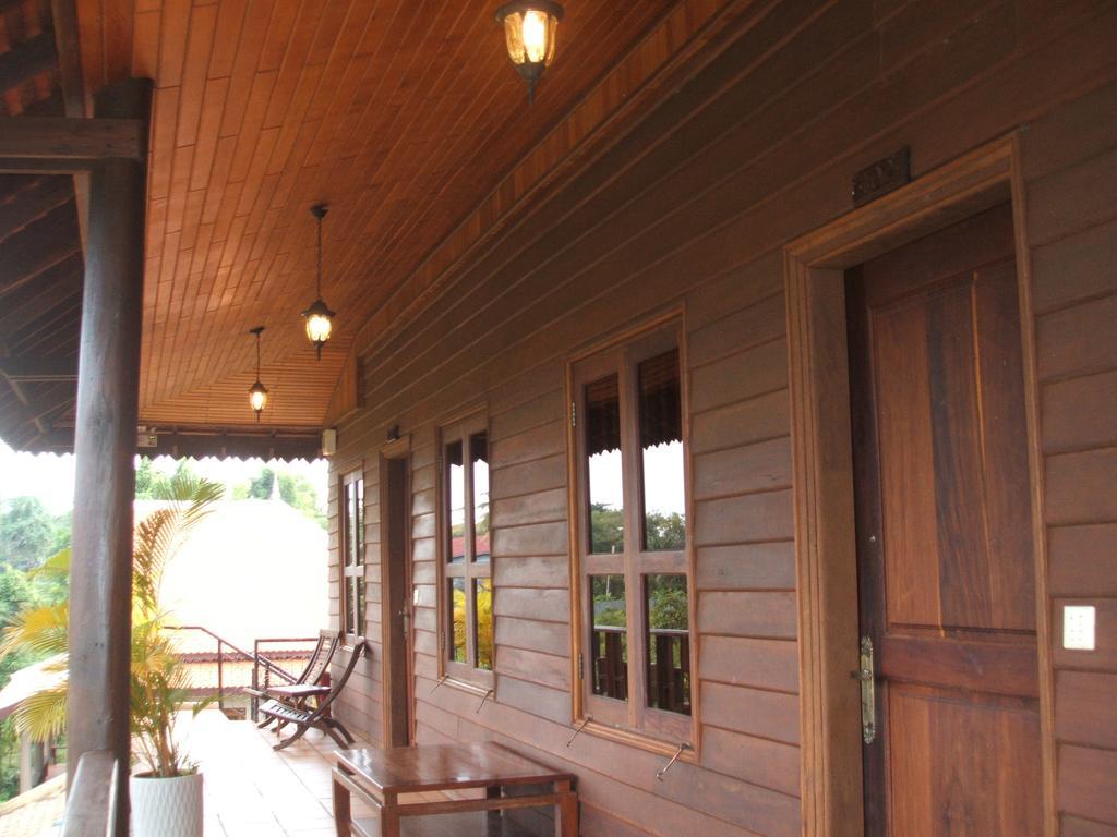 Green Plateau Lodge Banlung Eksteriør billede